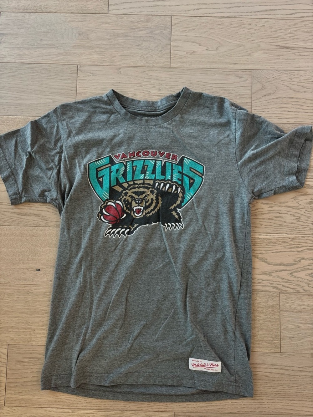 Mitchell & Ness Vancouver Grizzlies Gray Tee with Teal and Red Logo